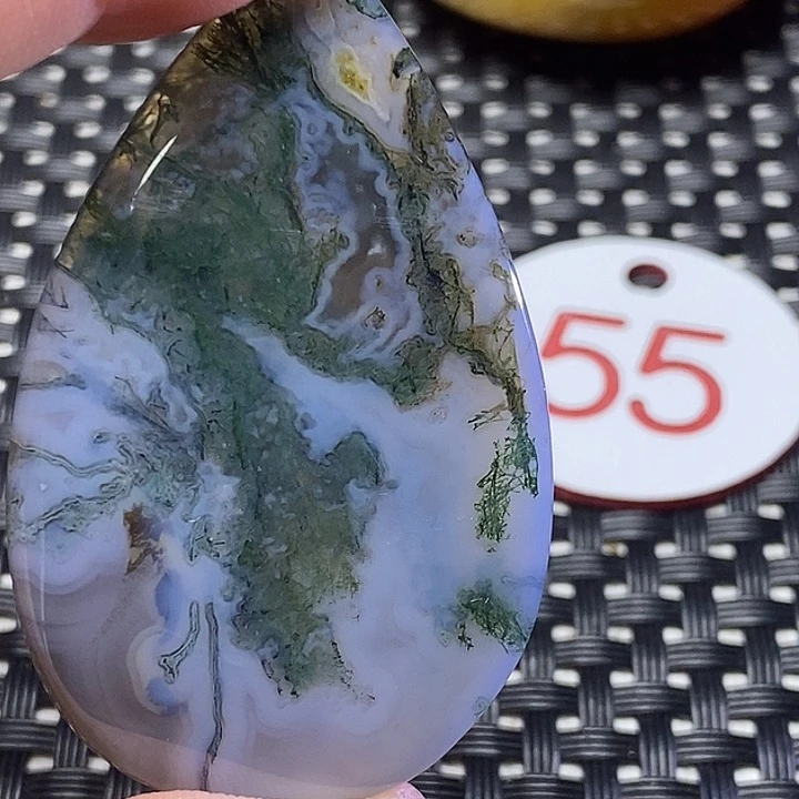 余***你玛瑙/玉髓颈饰未镶嵌