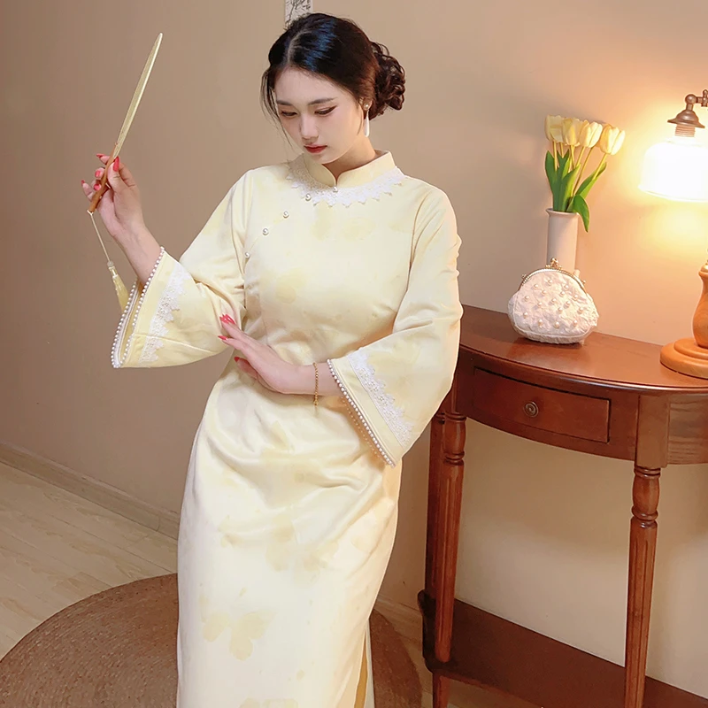 如愿【自制款】淡黄色温柔淑女大码胖mm新中式旗袍麂皮绒珍珠袖