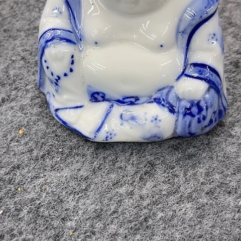 摆件志**翔陶瓷制品摆件…