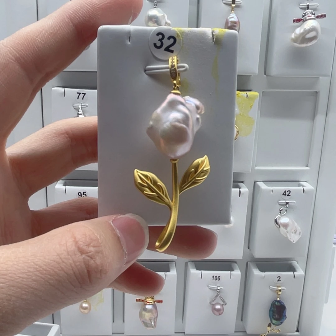 淡水珍珠合金颈饰