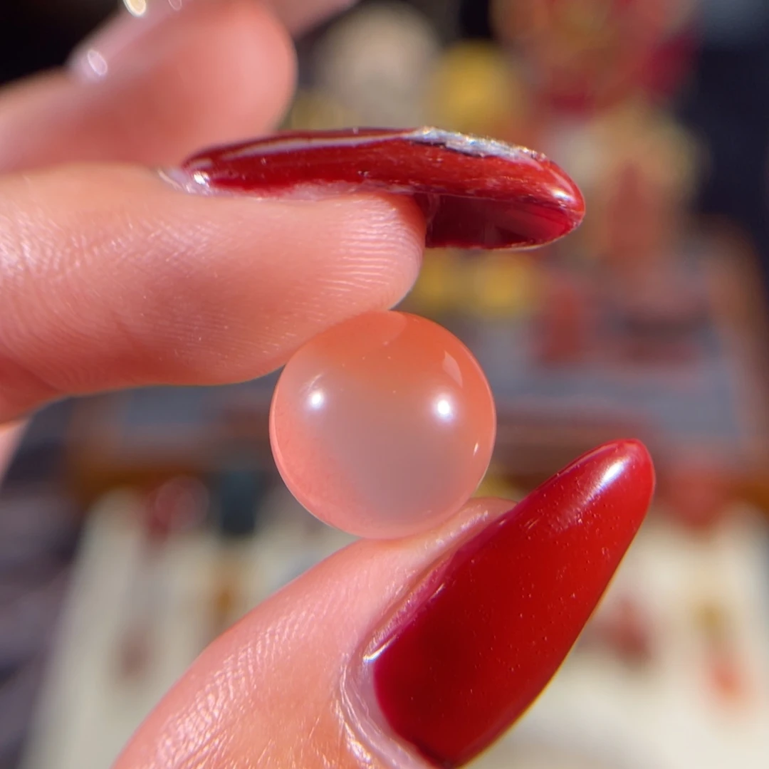 南红玛瑙滴水洞 粉冰 冰飘圆珠12.5mm未镶嵌