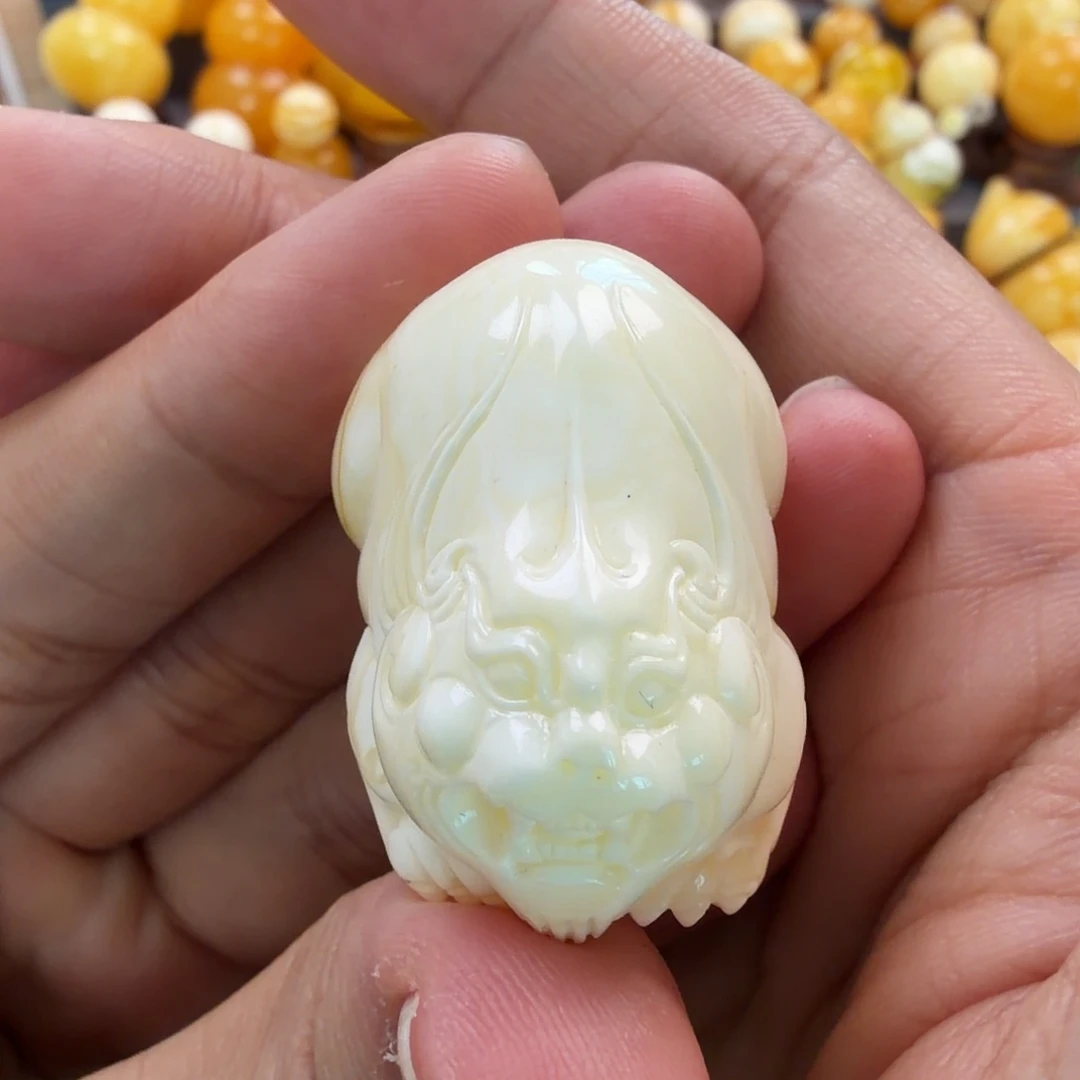 琥珀未镶嵌珠宝奇石13.3g