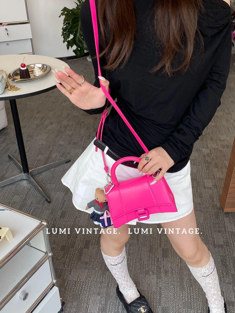 95新 Balenciaga/巴黎世家 Lumi包展-so pink沙漏xs单肩包
