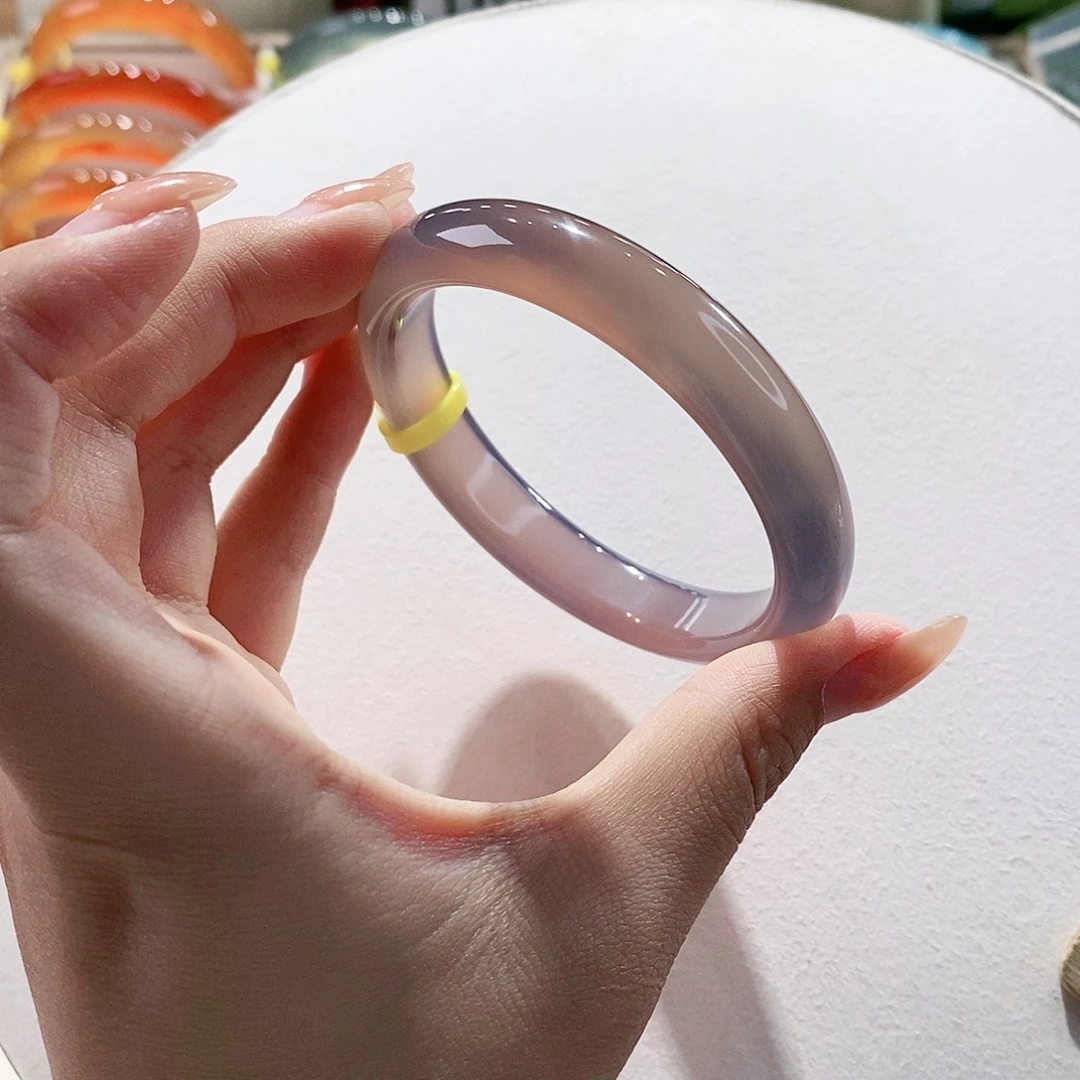 手镯玛瑙/玉髓未镶嵌57