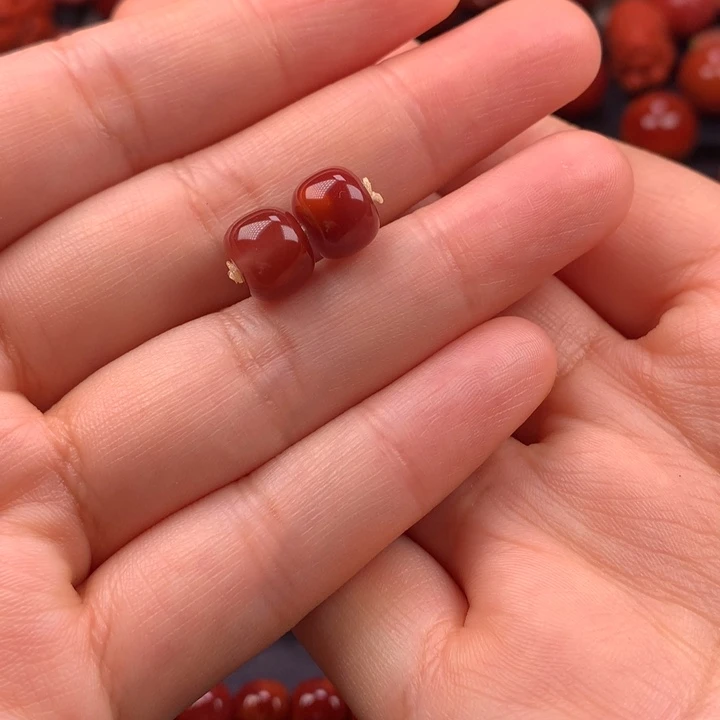 一***风南红玛瑙未镶嵌老型对珠9MM