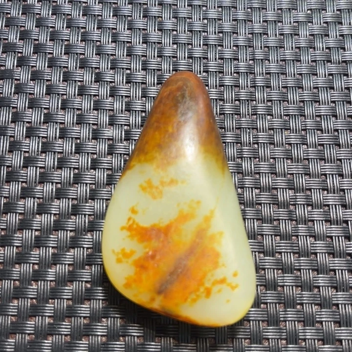未镶嵌和田玉把件