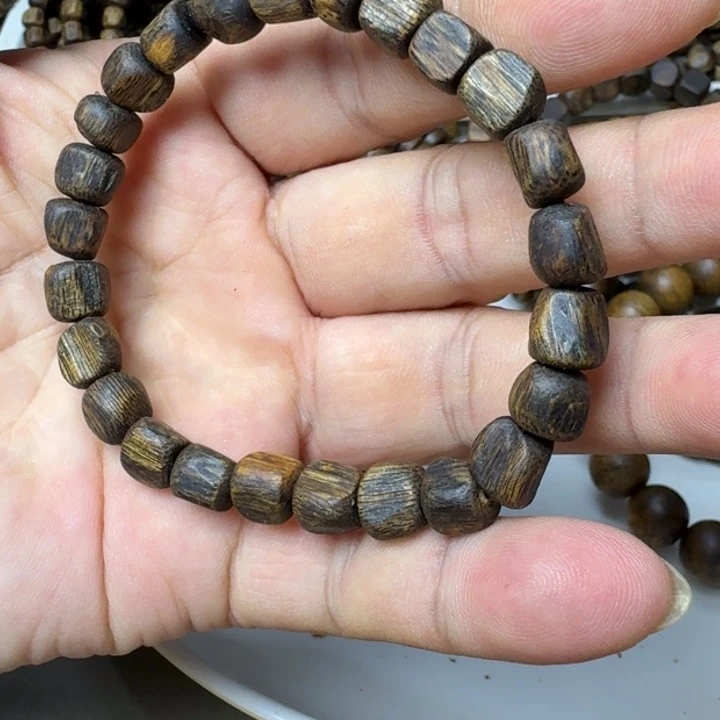 沉香手串鲁*缘张勺子手串7克