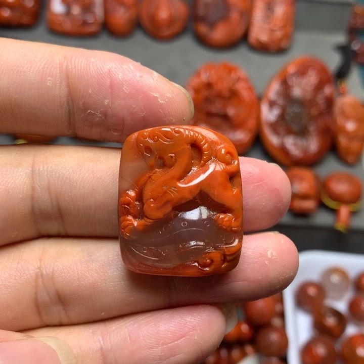 吊坠(不含链)未镶嵌南红玛瑙