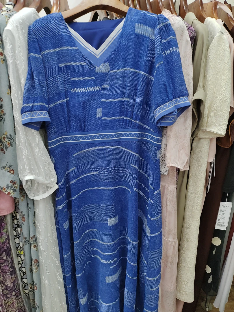 碎花雪纺短袖过膝长款连衣裙女夏季妈妈装大码