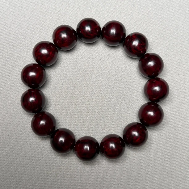 云端 海南红降花梨公1.5南岛土埋树心油甜香味和奶香味足手串