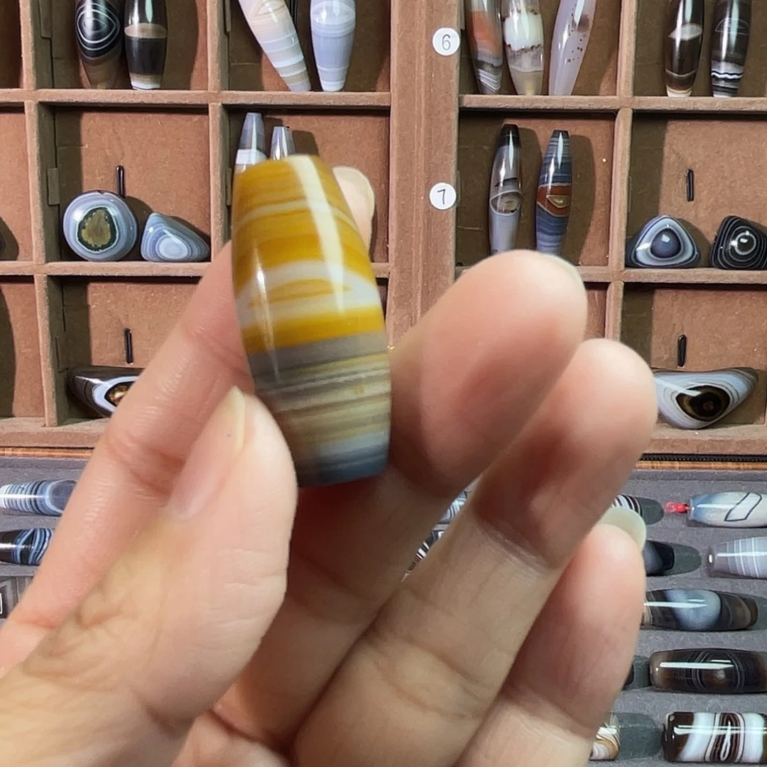 葵***葵玛瑙/玉髓合金颈饰