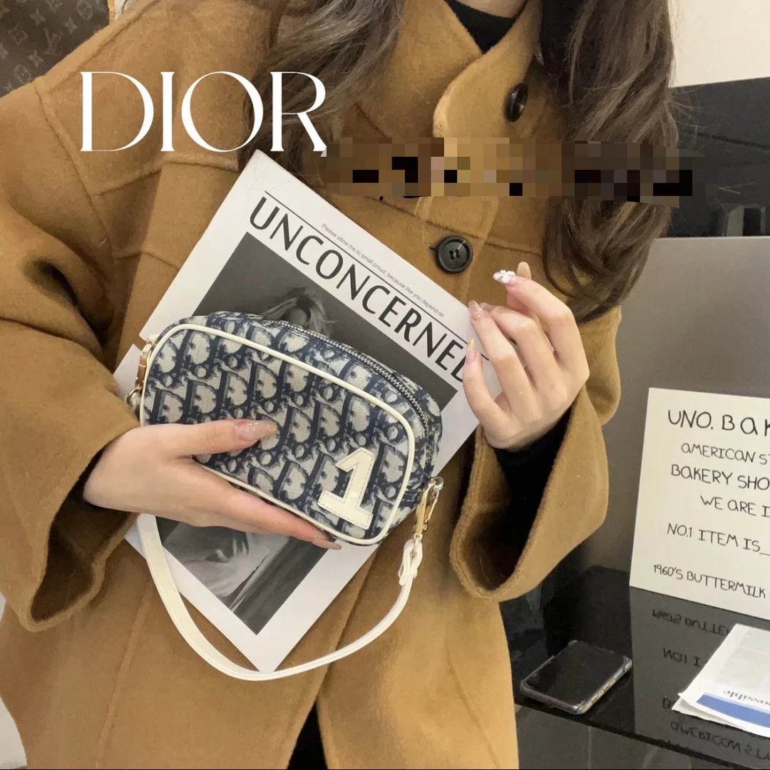 95新 DIOR/迪奥 迪奥数字手拿包包1