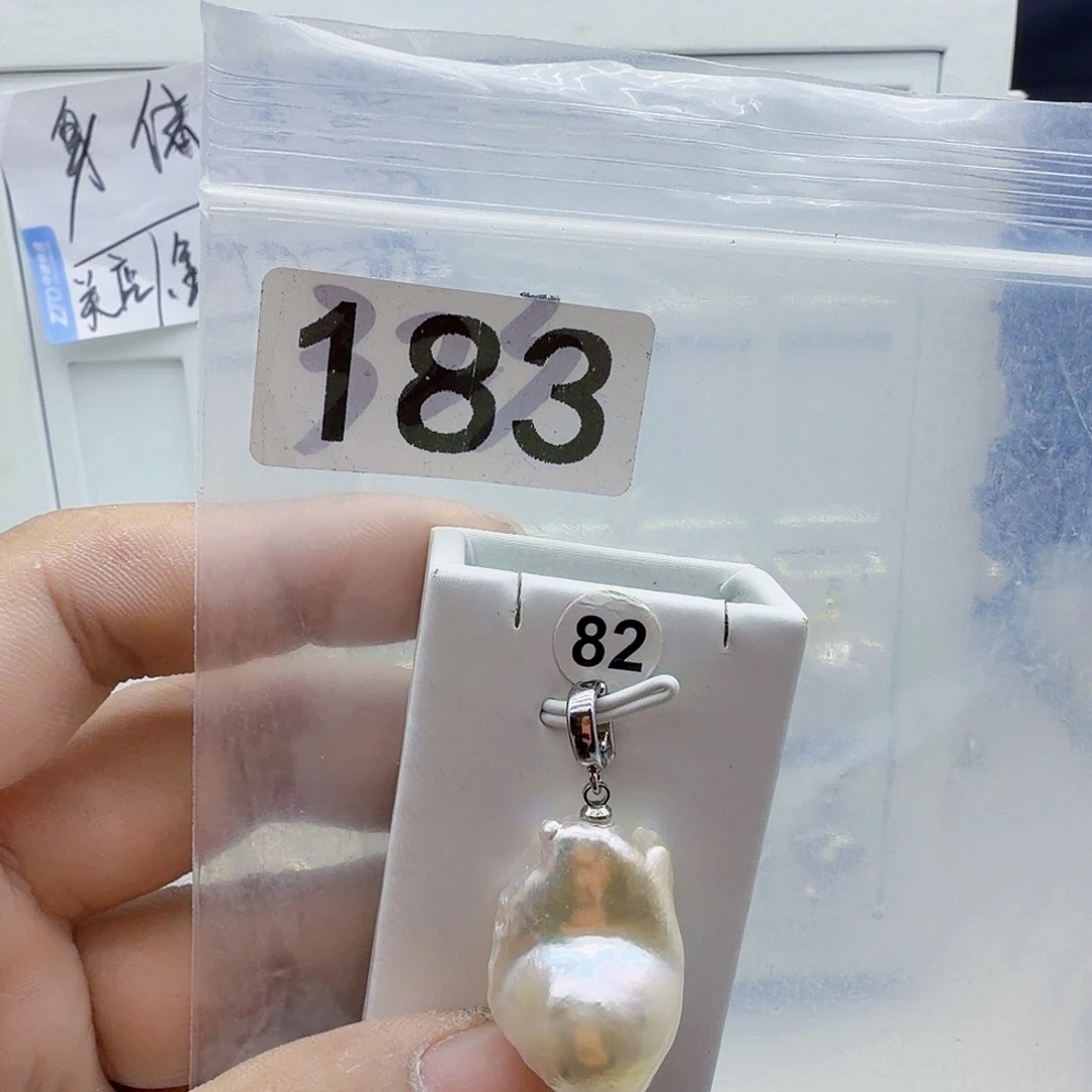 合金淡水珍珠颈饰