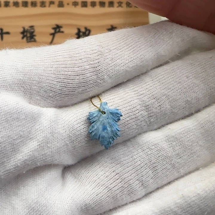绿松石未镶嵌77皇家蓝枫叶+w