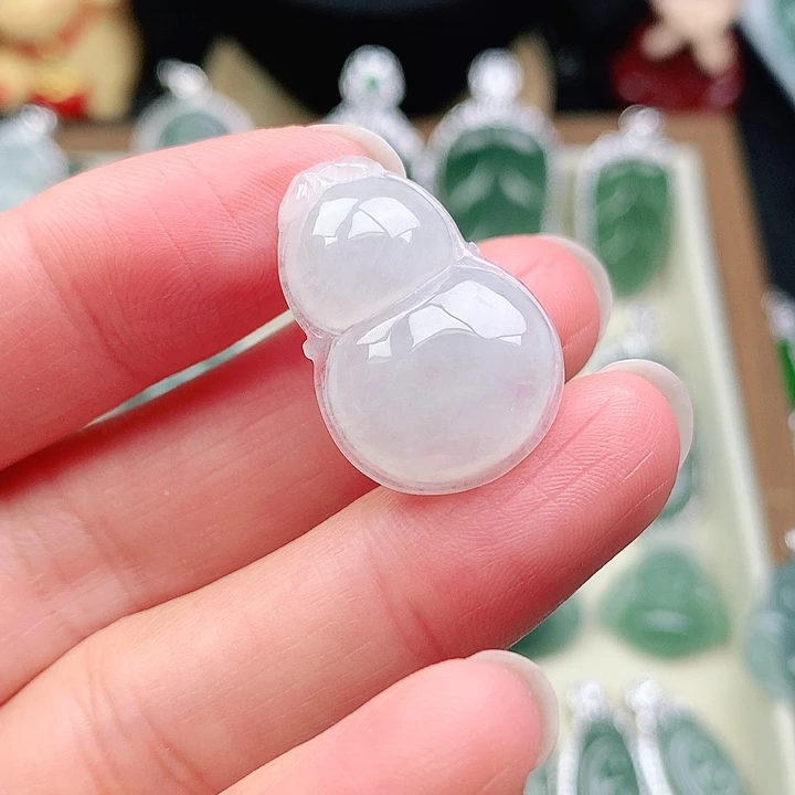 颈饰银S925镶嵌翡翠吊坠