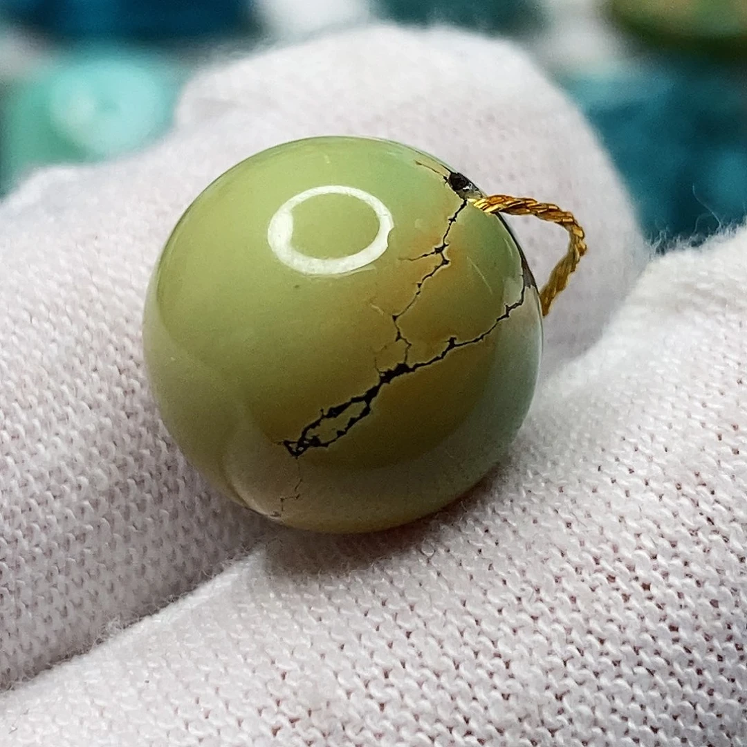 绿松石未镶嵌天然原矿 带武汉地大证书