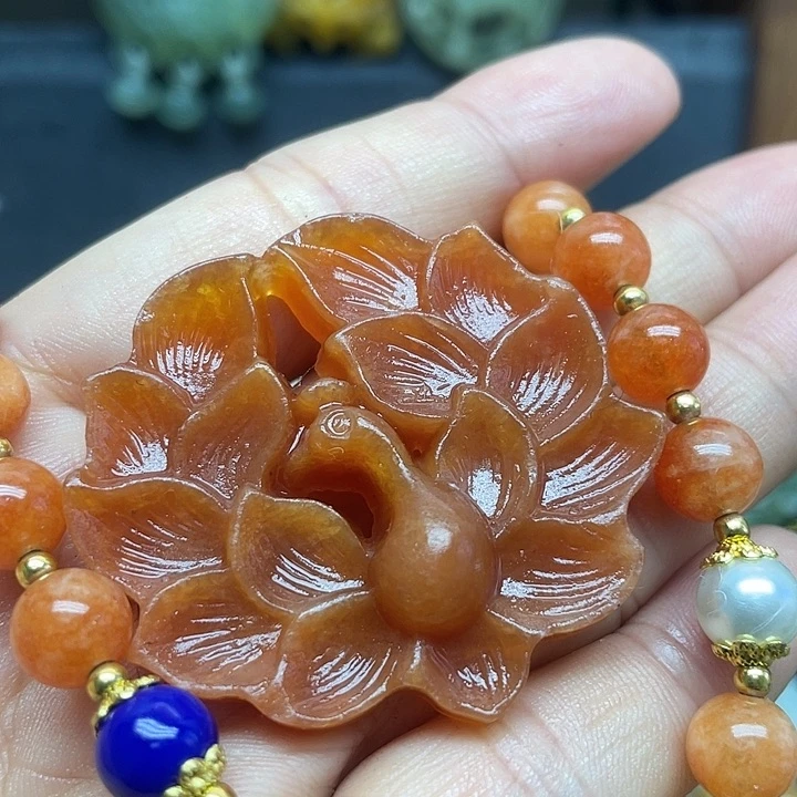 未镶嵌蛇纹石玉颈饰