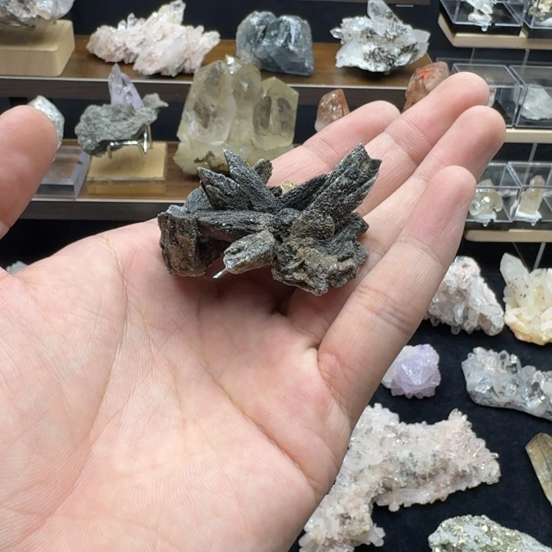 未镶嵌水晶珠宝半成品
