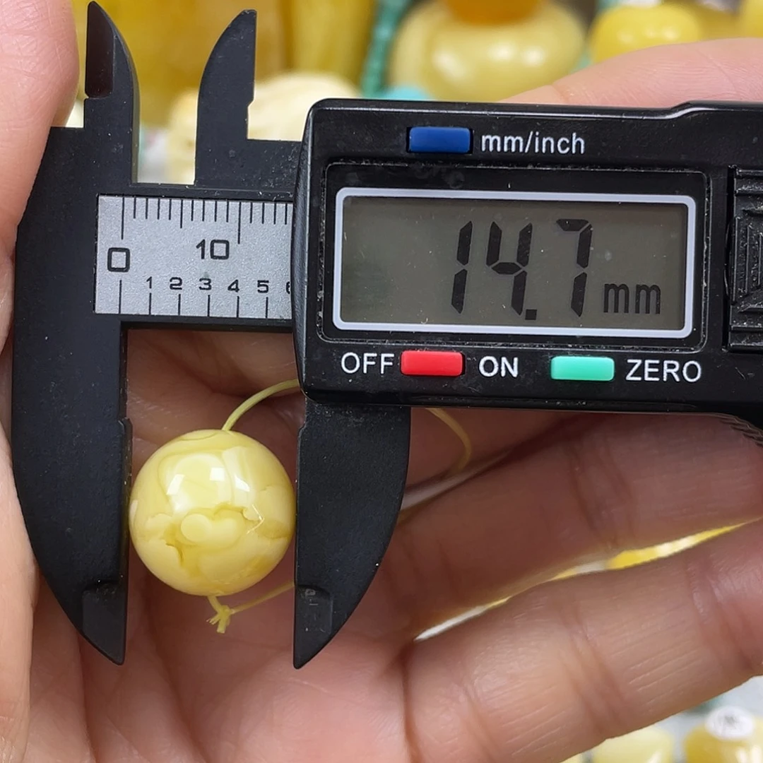 顺***^蜜蜡未镶嵌裸石43