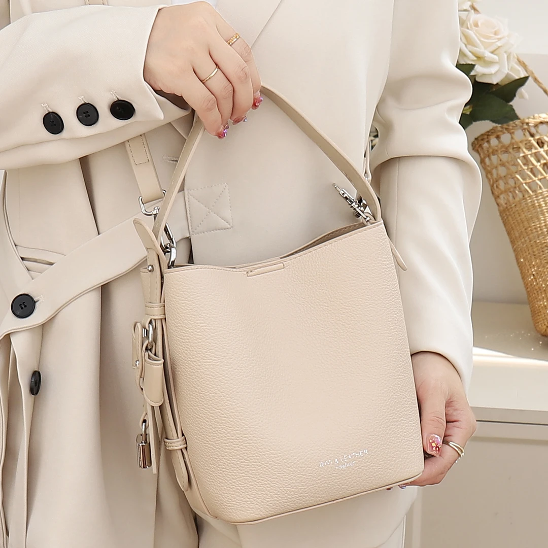 包包女手提包2025新款水桶包时尚高级感斜挎包包大容量精致子母包