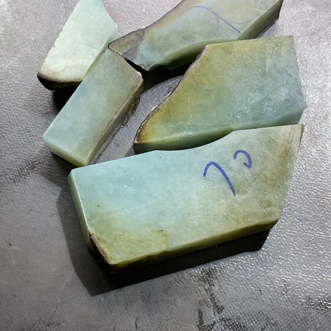 未镶嵌挂件翡翠f***n
