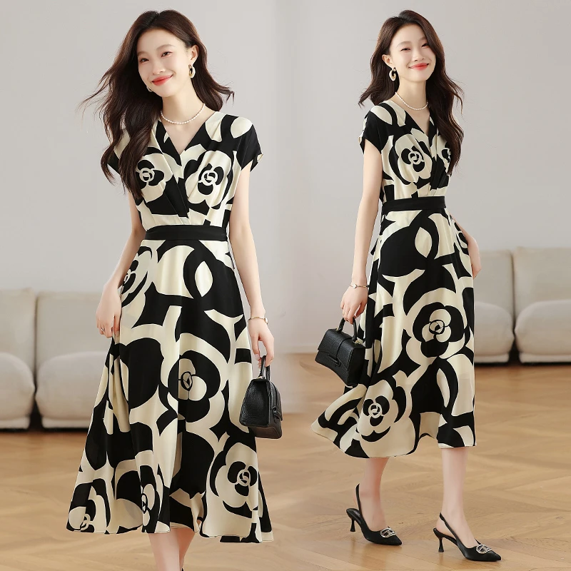 时尚高级感法式V领收腰雪纺印花连衣裙2025夏装新款气质长裙女潮