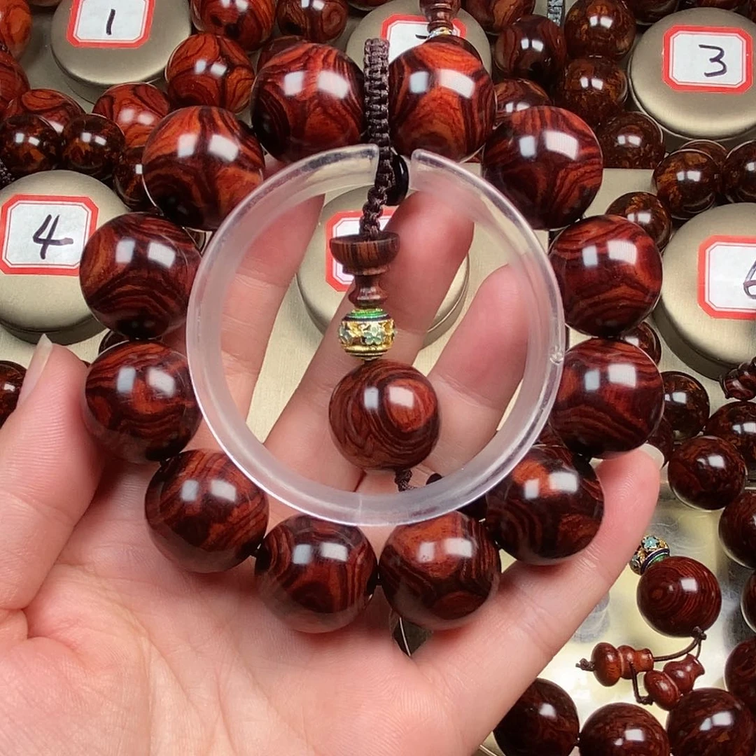 花梨木类手串/手链方**里