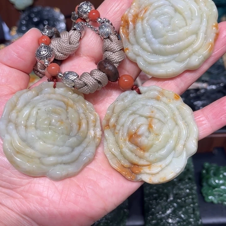 岫玉未镶嵌毛衣链