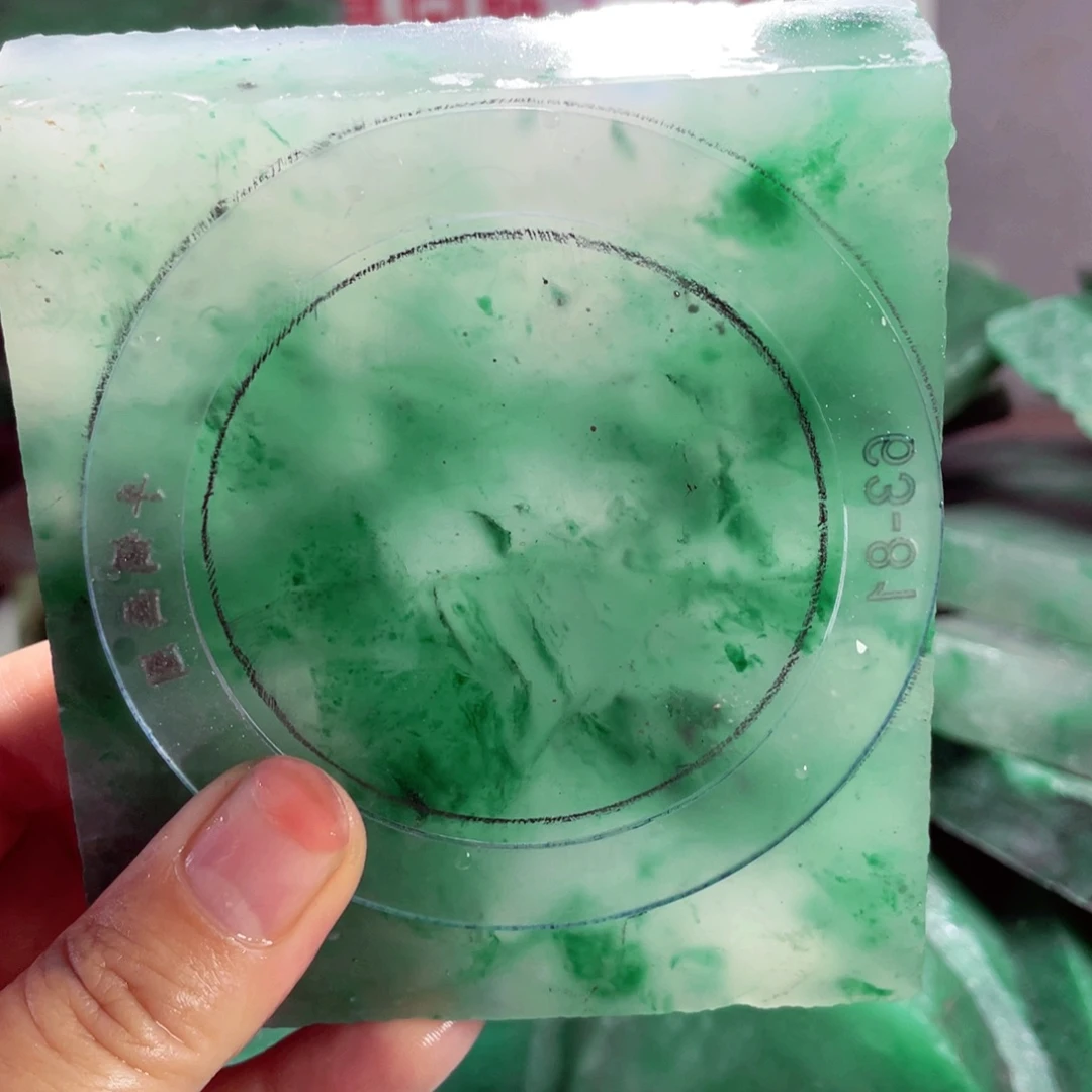 一***挂定制石英质玉（非洲翠）