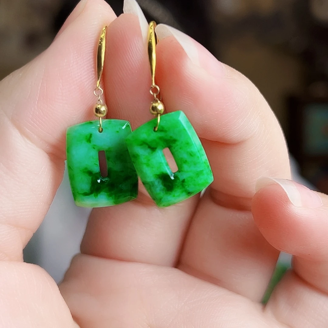 翡翠18K金镶嵌颈饰耳饰