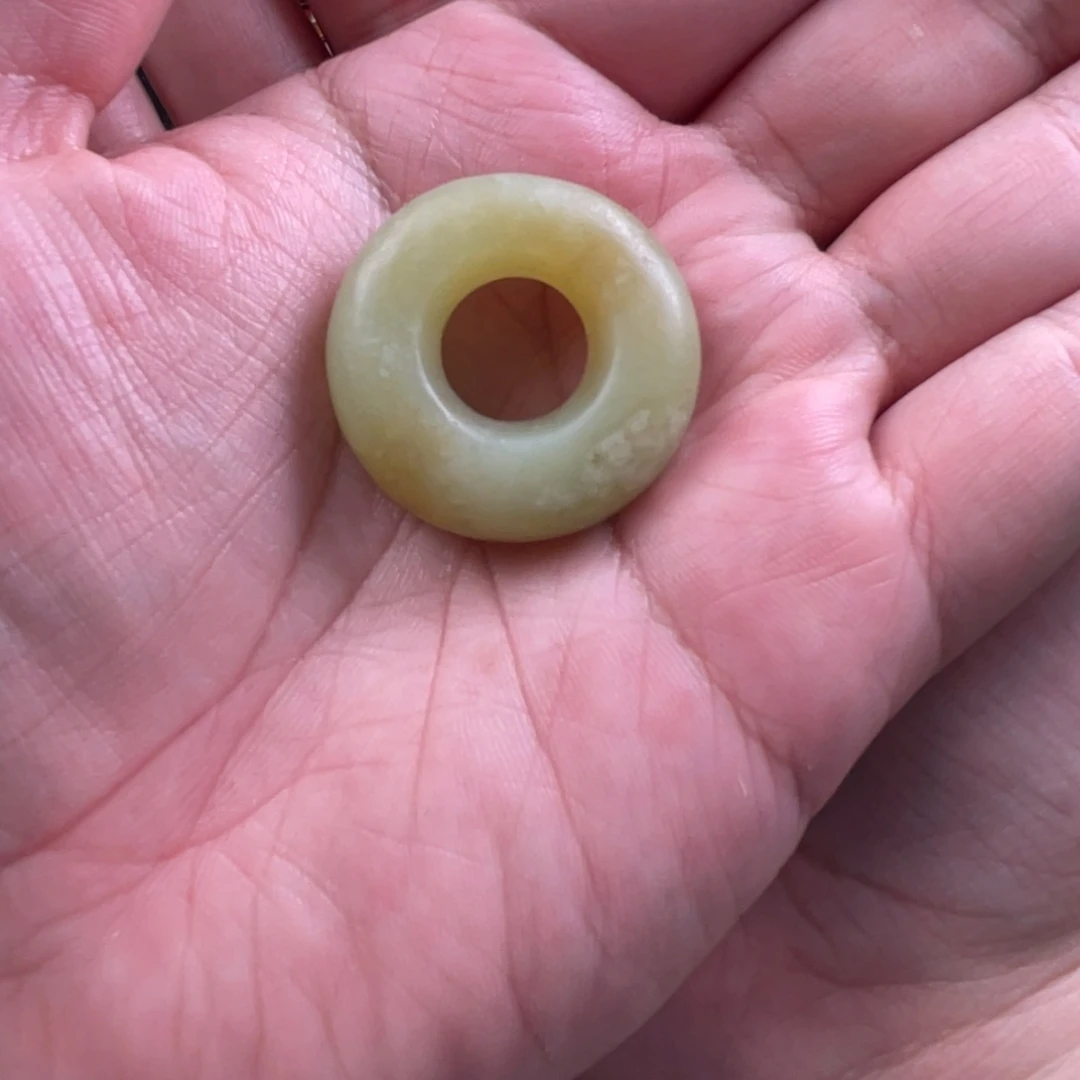 一***姓玛瑙/玉髓未镶嵌颈饰