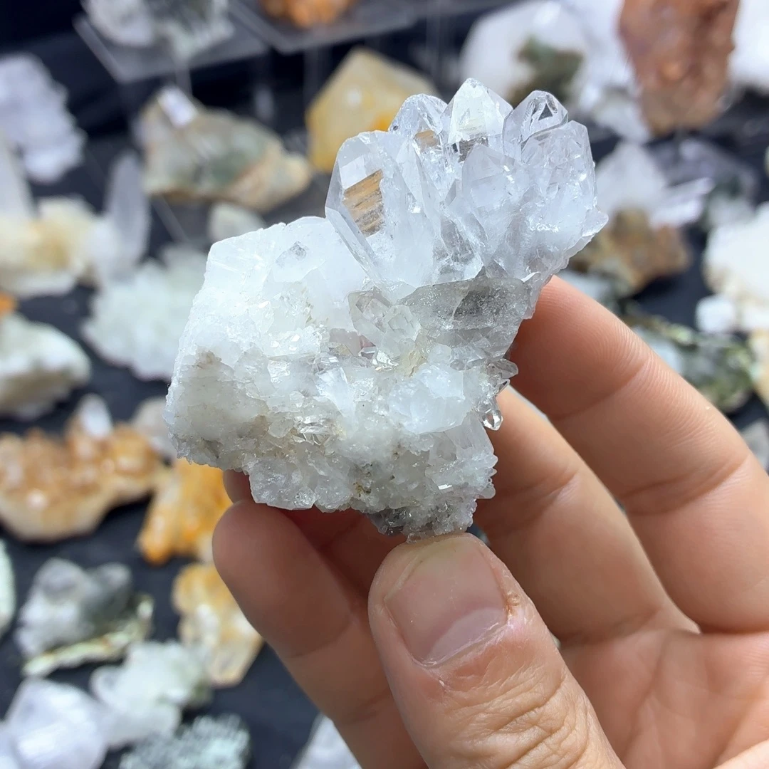 石材一个超透白水缝合