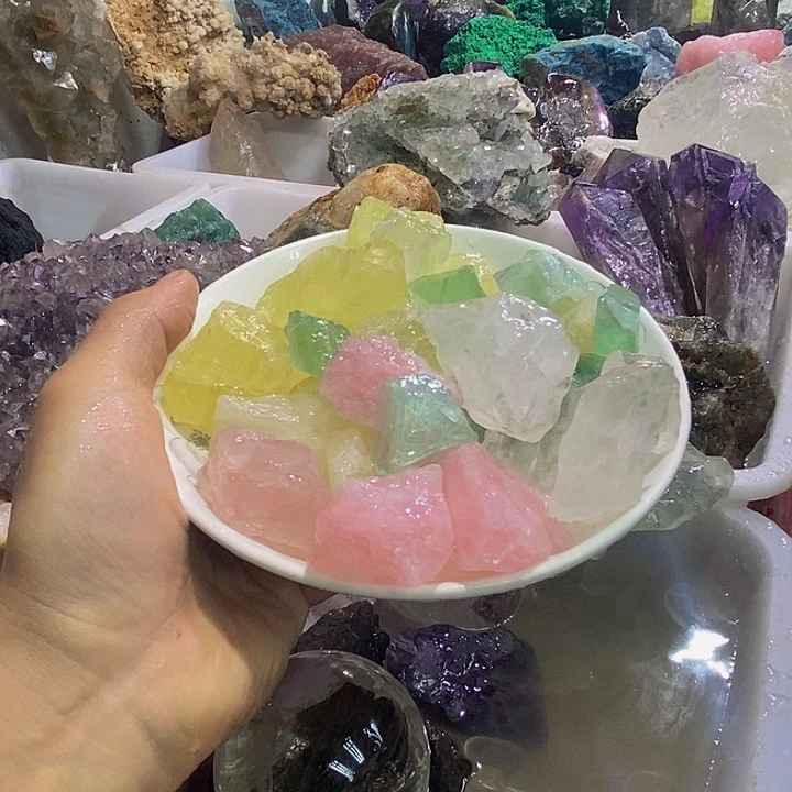 石材精美摆件，小的摆件