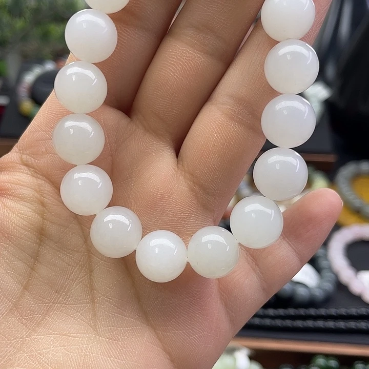 和田玉未镶嵌手串