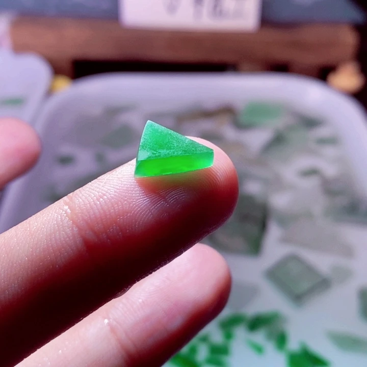 即***婕定制翡翠未镶嵌定制