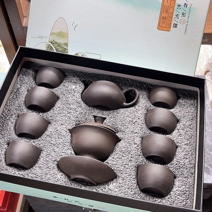 孤品茶具套装等。