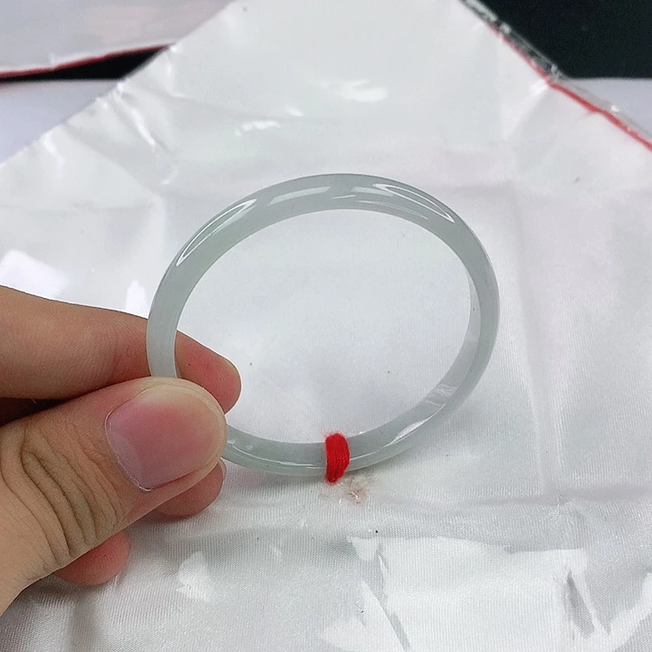 翡翠手镯未镶嵌圈48.5。8A01