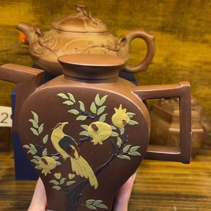 紫砂壶等艺术精品