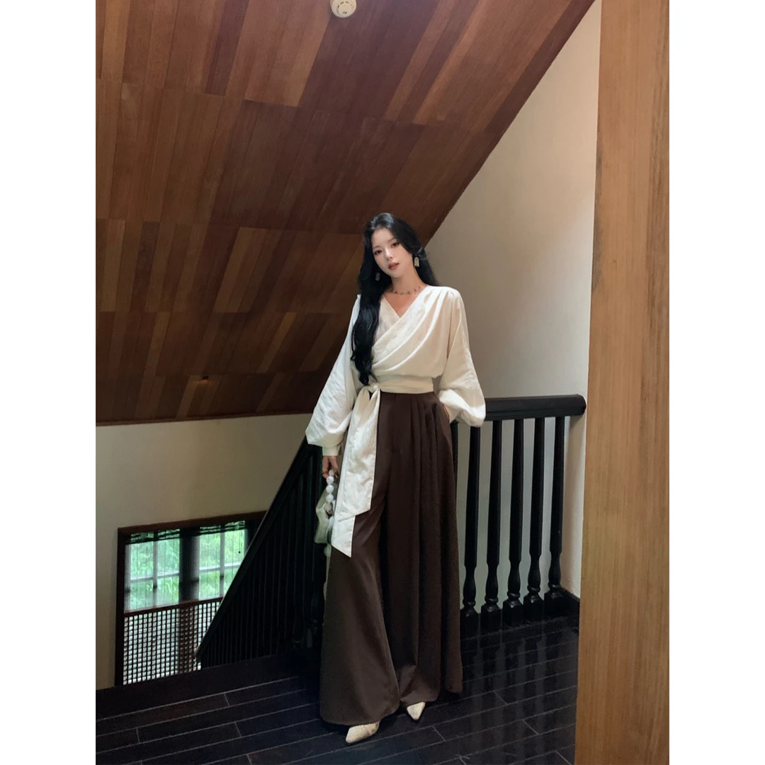 ICELOLLY亚麻条纹小资长袖衬衫早秋女装2025新款秋天穿搭显瘦上衣