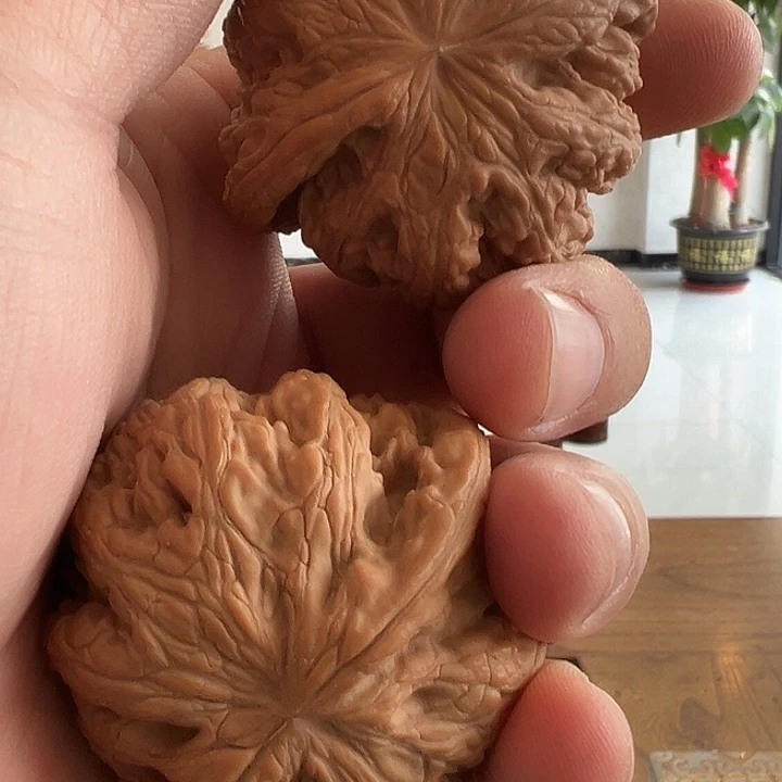 文玩核桃吊坠全品 没修 大粗筋51