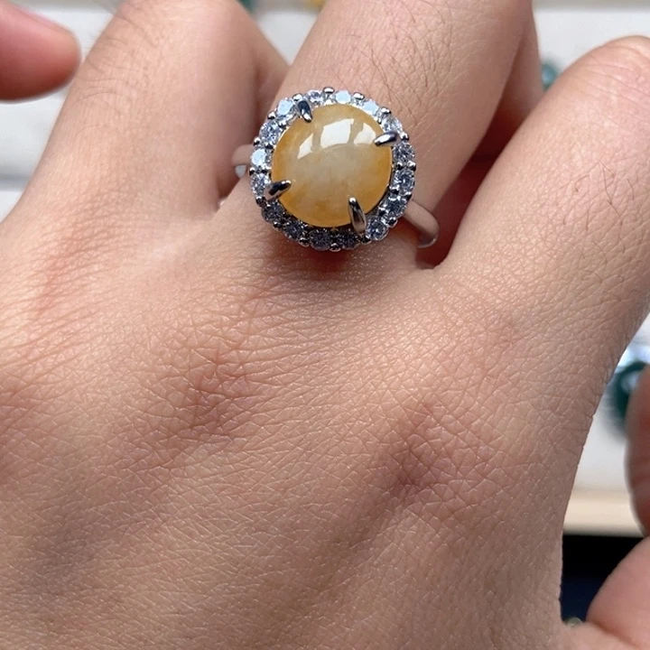 翡翠未镶嵌戒指戒指