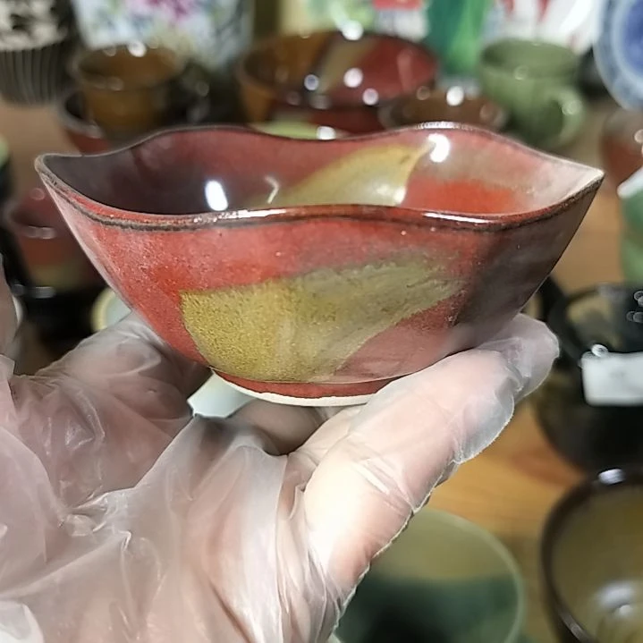 盘瓷片陶瓷杯盘壶碗都有