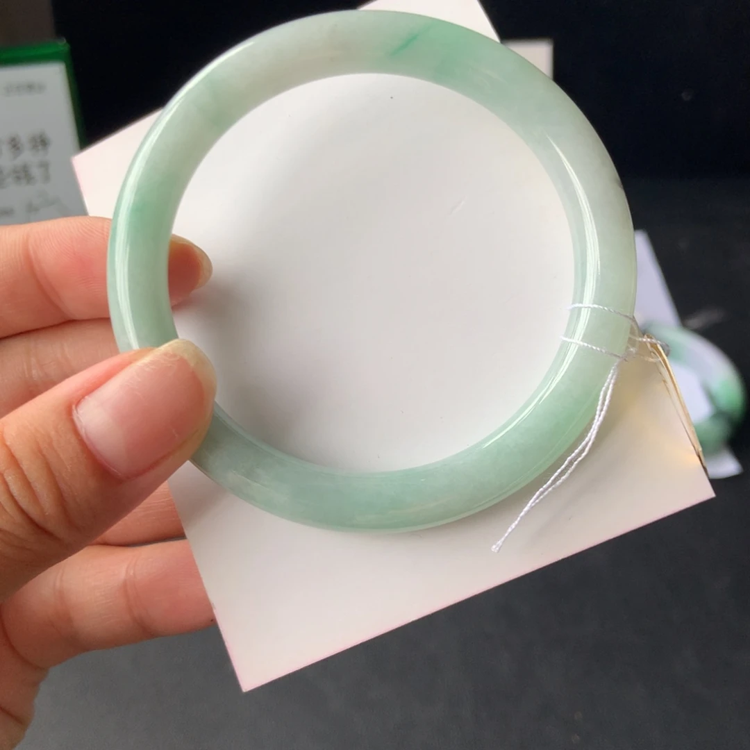 翡翠手镯未镶嵌1号48小时鉴赏期