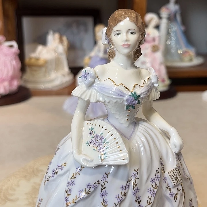 有机玻璃欧洲中古瓷器摆件