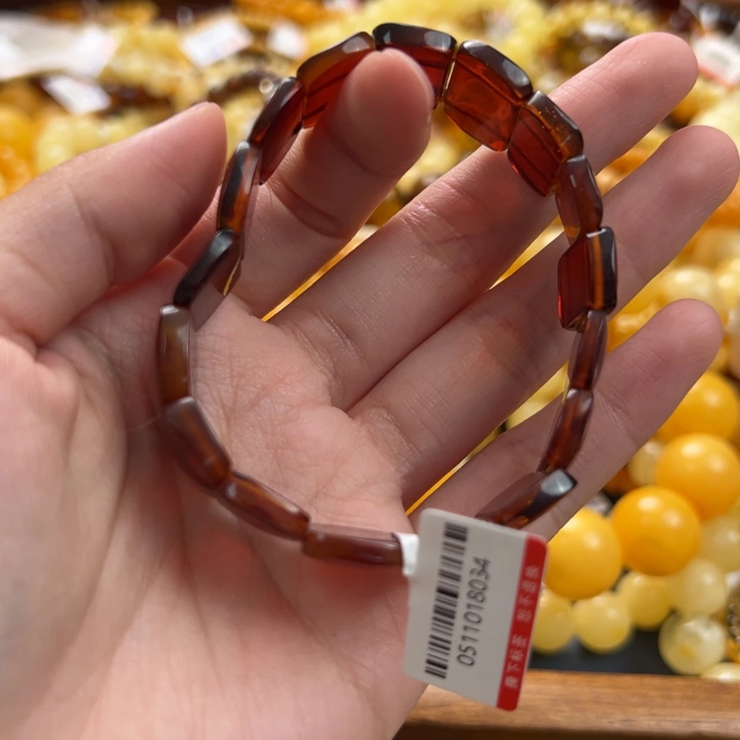 未镶嵌琥珀珠宝奇石