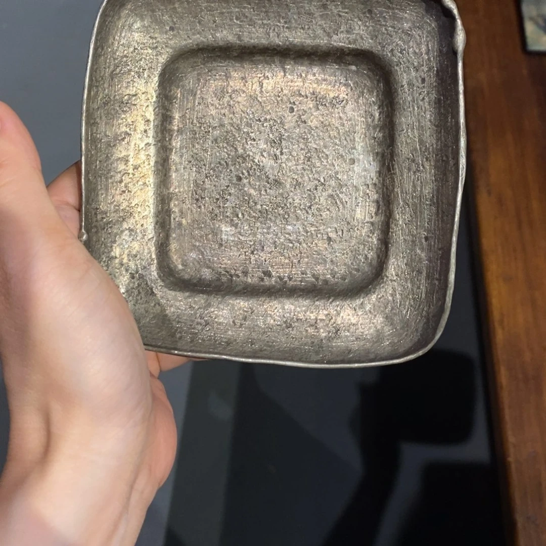 *️****器物。