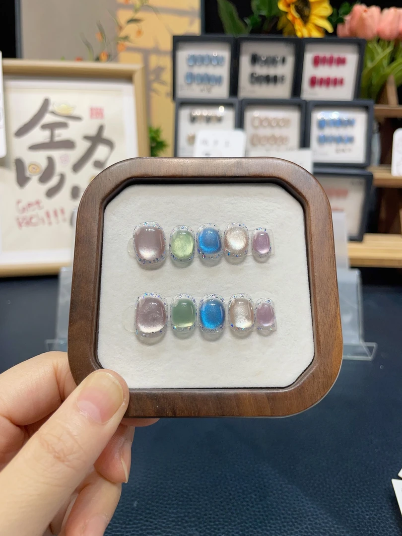 上新【星竹】纯手工穿戴甲猫眼短甲显白气质款美甲十片装