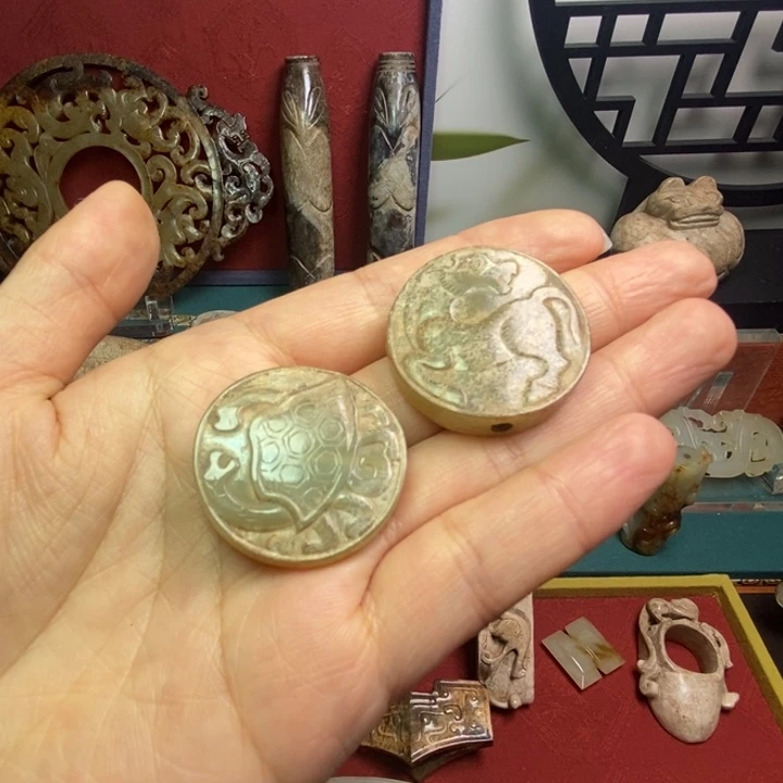 和田玉（糖玉）颈饰未镶嵌明*戟