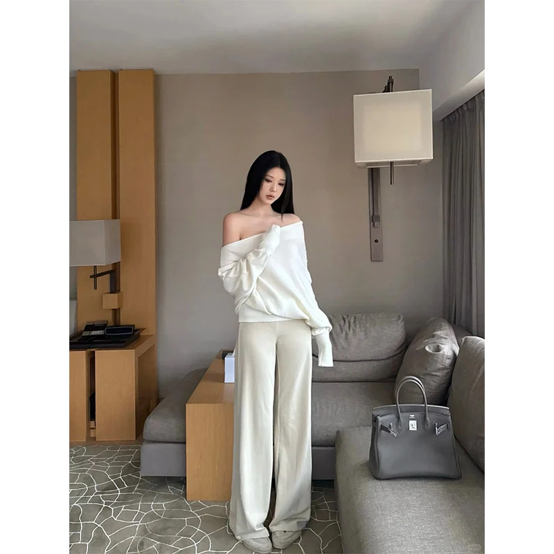 2025秋季新款修身显瘦网红穿搭高级露肩上衣休闲简约直筒长裤套装