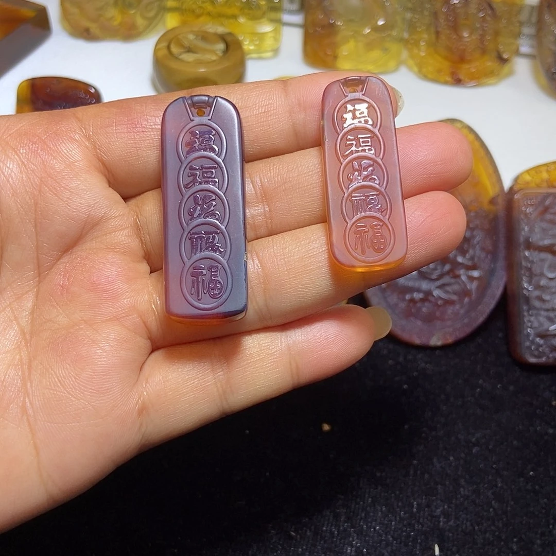 琥珀未镶嵌颈饰缅甸天然琥珀吊坠